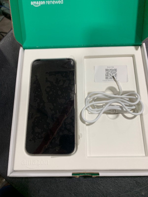 Photo 1 of Apple iPhone 15 Pro Max, 256GB, Natural Titanium - Unlocked (Renewed Premium)