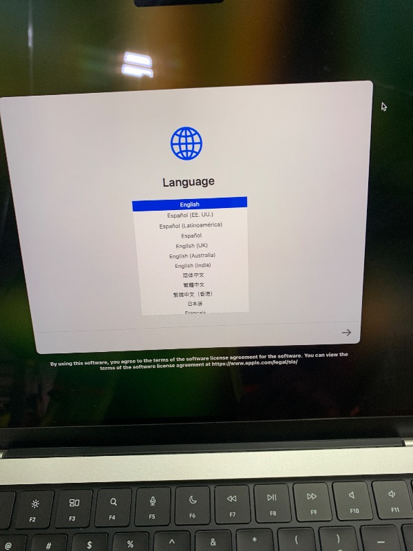 Photo 1 of Apple Late 2021 MacBook Pro with Apple M1 Pro chip 8-core CPU (14-inch, 16GB RAM, 512GB SSD) Silver (Renewed Premium)