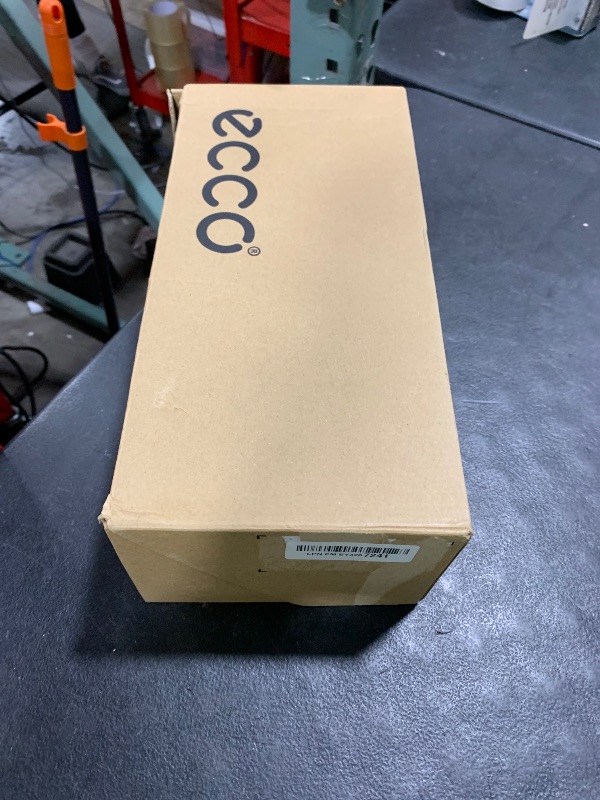 Photo 1 of ECCO Cozmo Two Band, LIMESTONE, 7-7.5