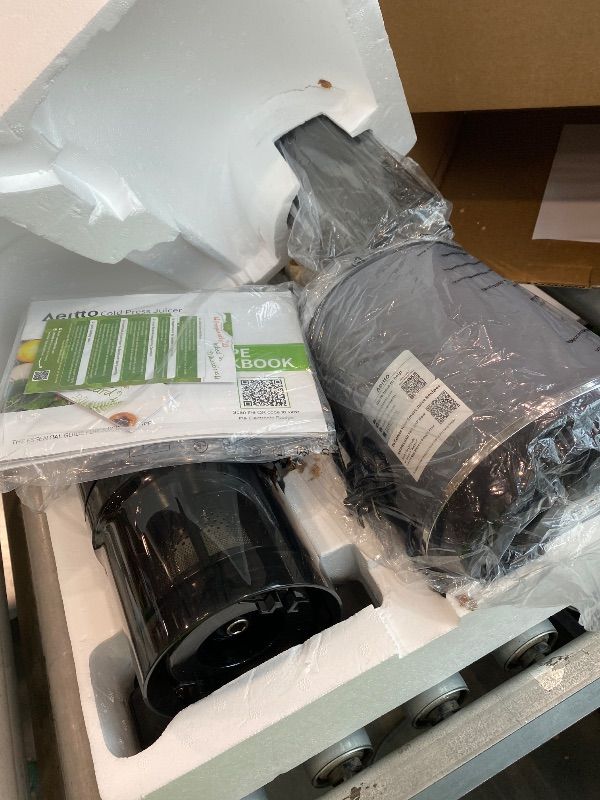Photo 1 of **USED - MINOR DAMAGE**
Aeitto Juicer Machines, 5.3" Extra Large Feed Chute Cold Press Juicer, Fit Whole Vegetables & Fruits, Easy to Clean, High Juice Yield,Slow Masticating Juice Extractor,Self Feeding