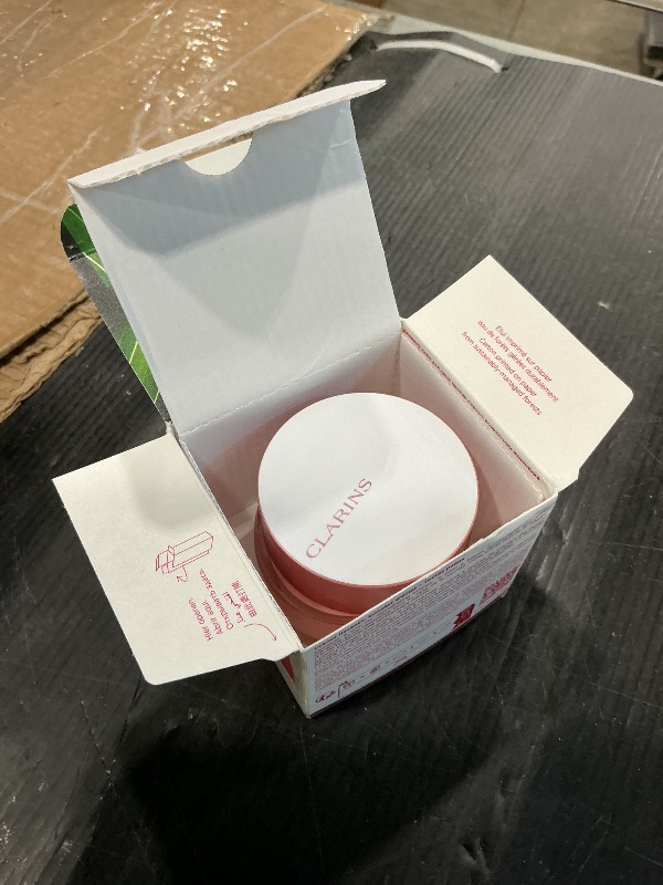 Photo 1 of *MINOR DAMAGE - USED*
Clarins Multi-Active Day Moisturizer with Niacinamide | Smooth Fine Lines | Visibly Tighten Pores | Even Tone and Texture | Boost Glow | Strengthen Moisture Barrier | All Skin Types | 1.7 Ounces