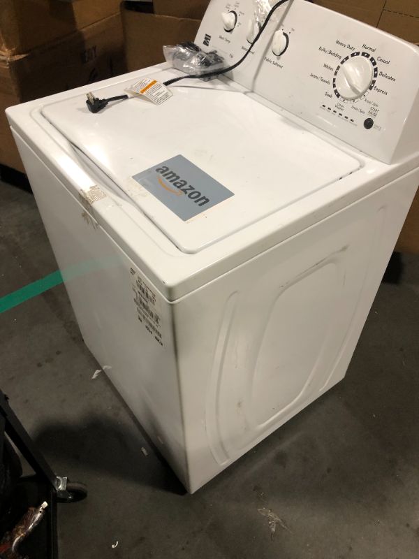 Photo 1 of *USED*
Kenmore Top-Load Washer with Triple Action Agitator, Stainless Steel Top Loader Laundry Washing Machine, 3.8 cu. ft. Capacity, White