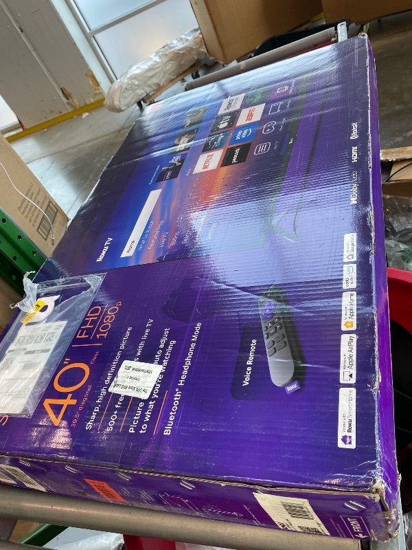 Photo 1 of *USED*
Roku Smart TV – 40-Inch Select Series, 1080p Full HD TV – Roku TV with Voice Remote – Flat Screen LED Television with Wi-Fi for Streaming Live Local News, Sports, Family Entertainment