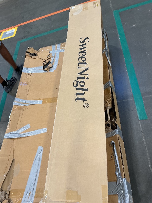 Photo 1 of **** AS IS ALL SALES FINAL NO RETURNS****SSweetnight CoolNest 14 Inch King Size Mattress, Hybrid King Mattresses with DuoSense Pillow Top & Memory Foam for Feels up to 8° Cooler, Medium Firm Mattress for Pressure Relief CertiPUR-US Certified