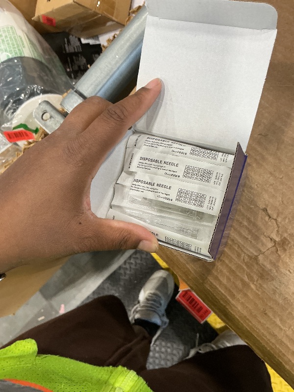 Photo 1 of 100 Pack 27 G 5/8 inch Luer Lock for Science Laboratory, Refilling Liquid, Inks, Individually Packaged