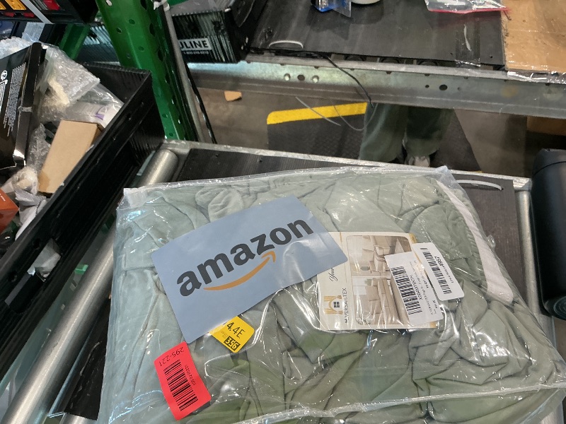 Photo 1 of *MINOR DAMAGE - USED*
H.VERSAILTEX High Stretch Sofa Slipcover 4 Piece Cover Velvet Furniture Protector Form Fit Thick Velvet Extra Large Sofa Cover for 3 Cushion Couch Width Up to 97 Inch (Large Sofa, Sea Grass)