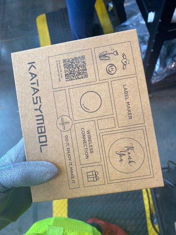 Photo 1 of *UNTESTED*
SUPVAN T50M Pro Bluetooth Label Maker Machine with 3 Tapes, Wide Waterproof Label, Versatile App with 30+ Fonts and 660+ Icons, Inkless Labeler for Home, Kitchen, School, Office Organization, Set 1