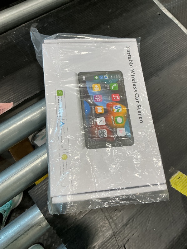 Photo 1 of *UNTESTED*
Portable Wireless with Apple CarPlay and Android Auto Screen for Car, 7" HD Touch Screen Car Stereo with Mirror Link, Bluetooth 5.2, Backup Camera, AUX,FM Transmitter for All Vehicle