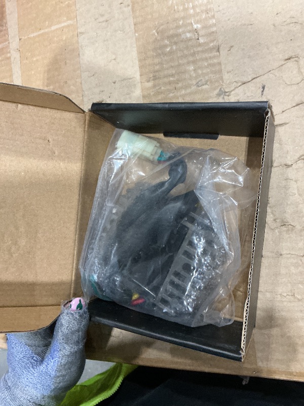 Photo 1 of *MINOR DAMAGE - USED*
Voltage Regulator Rectifier For Arctic Cat 400 2001-2008 TRV TBX DVX 400 / Arctic Cat 500 2000-2009 TRV TBX 500/Arctic Cat 375 2X4 4X4 2002 3402-682 3530-028 3530-059