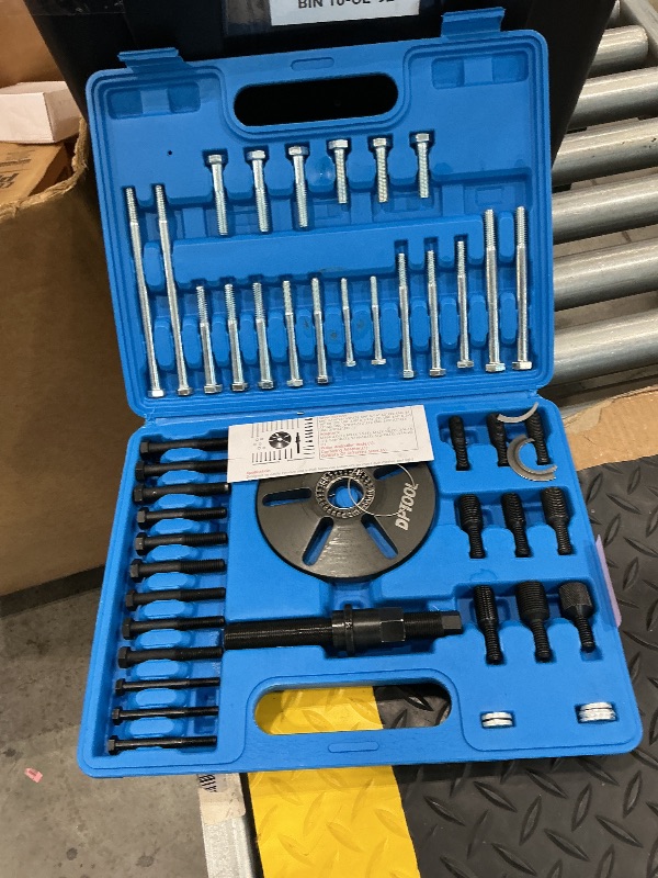Photo 1 of **UNTESTED**
Harmonic Balancer Puller Removal & Install Tool Kit Flywheel Remover Crankshaft Pulley Removal Steering Wheel Pulling Set