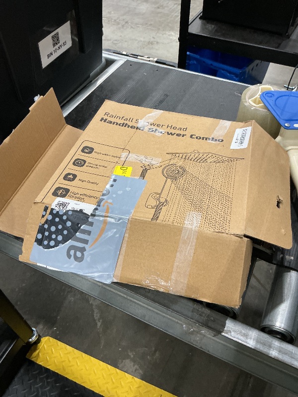 Photo 1 of **USED**
Shower Head,10”Rain Shower Head with Handheld Spray Combo with 11'' Angle Adjustable Extension Arm/Flow Regulator/Shower System,High Pressure Rainfall Shower Head Clean Bathroom,Matt Black