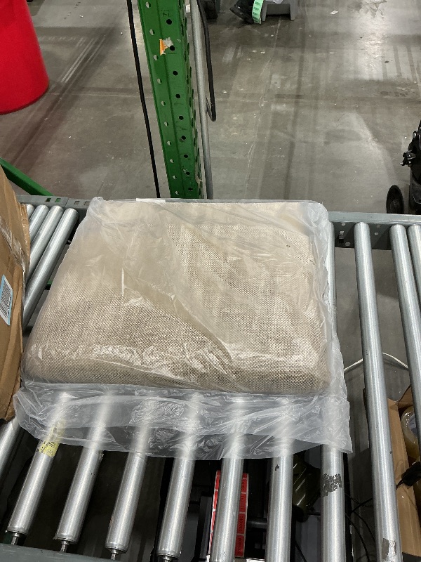 Photo 1 of *PARTIAL SET - See Clerk Notes*
Flash Furniture 4 Pack HERCULES Series 21" W Stacking Church Chair in Beige Fabric - Copper Vein Frame