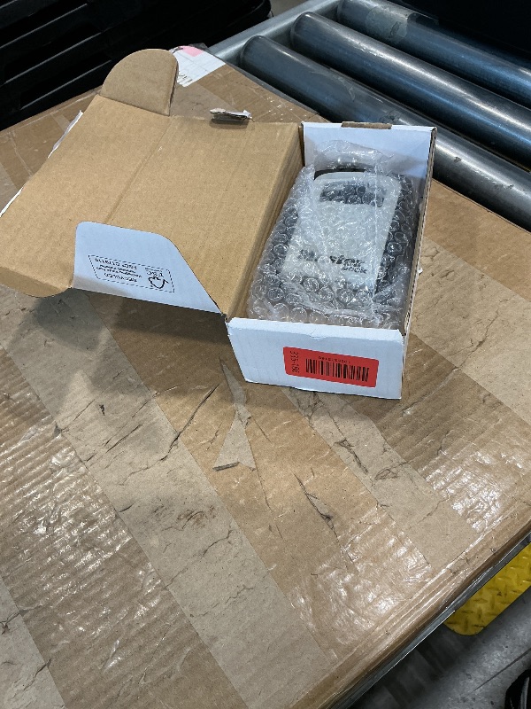 Photo 1 of *UNTESTED*
Master Lock Set Your Own combination Wall Mount Lock Box, 5 Key capacity, Black 5401EC