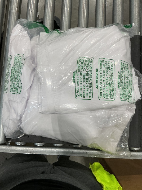 Photo 1 of 10 Pack White Table Cloth Rectangle Table Cloths for 8 Foot Rectangle Tables 60 X 126 Inch Washable Polyester Table Covers, Reusable & Wrinkle Resistant for Weddings, Parties, Events, and Everyday Use