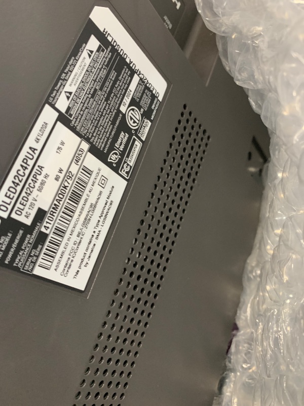 Photo 1 of **** SCREEN WILL NOT FUNCTION, PARTS ONLY **** LG 42-Inch Class OLED evo C4 Series Smart TV 4K Processor Flat Screen with Magic Remote AI-Powered with Alexa Built-in (OLED42C4PUA, 2024)