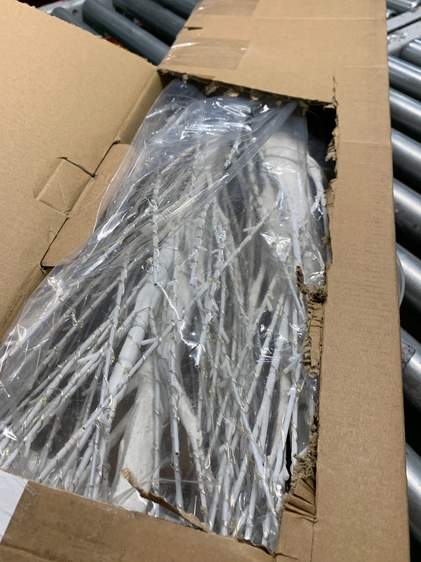 Photo 1 of (lights do not work) BAOLITVINE 6FT Alpine Christmas Tree, 810 LED Warm White Lights, Artificial White Tree with Lights for Home