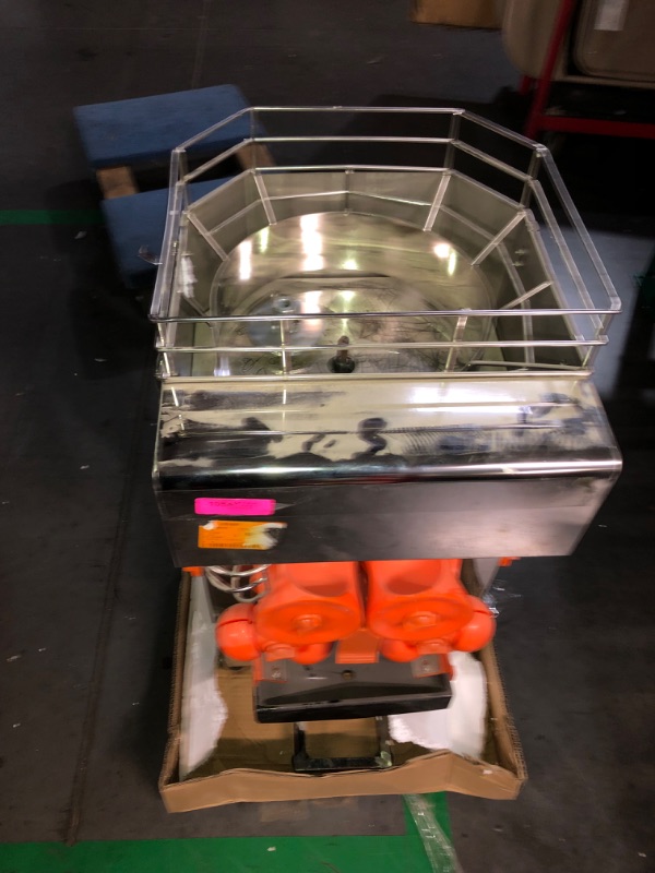 Photo 1 of ***FOR PARTS ONLY***(READ NOTES)
VEVOR Commercial Orange Juicer, 120W Automatic Feeding Juice Extractor with Water Tap, Stainless Steel Juicer Machine 25 Oranges/Minute, with Pull-Out Filter Box, PC Cover, 3 Peel Collecting Buckets