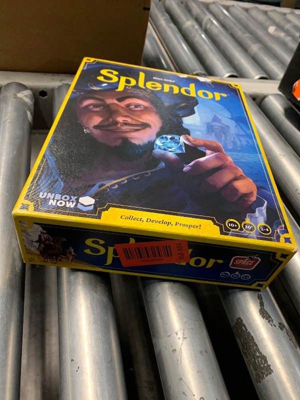 Photo 1 of ***FACTORY SEALED***Asmodee Splendor Board Game - Master The Art of Wealth and Prestige! - Engaging Gem Mining Strategy Game for Kids & Adults, Ages 10+, 2-4 Players, 30 Min Playtime