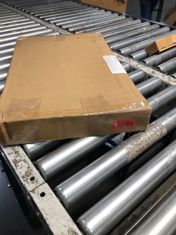 Photo 1 of ***Missing handle ***
Amazon Basics Paper Trimmer Cutter for Office and Crafts, Heavy-Duty, Portable Paper Slicer, 15-Inch, 10-Sheet Cardstock