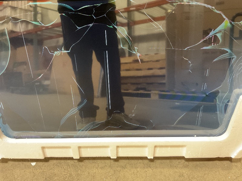 Photo 1 of ****CRACKED SCREEN PARTS ONLY**** VIZIO 43 Inch FHD Smart TV Full Array LED, HDR10, Bluetooth Compatible, Works with AirPlay 2 and Chromecast Built-in, DTS Virtual X and HDMI VRR (VFD43M-0804) (Renewed)