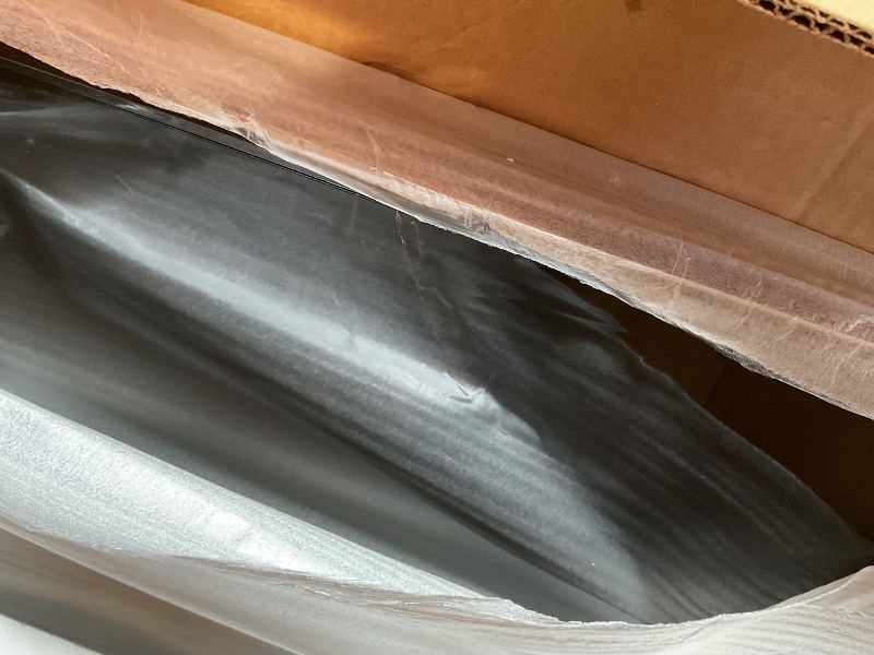 Photo 1 of *cracked screen*LG 65” 65UL3J-E UL3J-E UHD Digital Signage with webOS™ 6.0 & Built-in Speakers