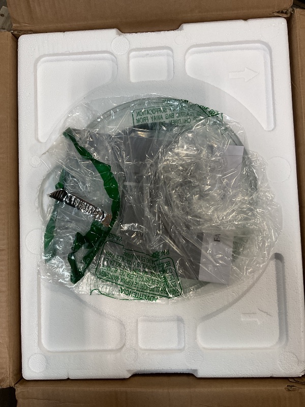 Photo 1 of **FOR PARTS ONLY/NON-FUNCTIONAL** Farberware FMWO11AHTBKB 1.1 Cu. Ft. Stainless Steel Countertop Microwave Oven