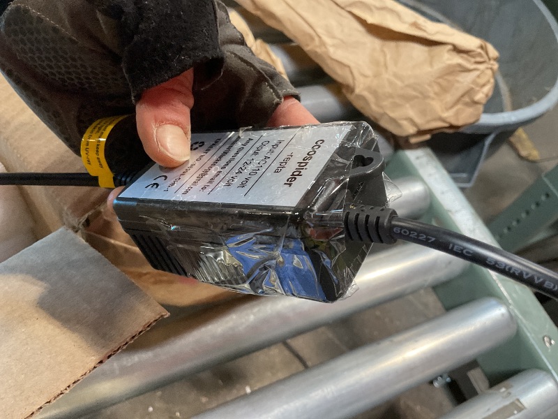 Photo 1 of *BATTERY HOUSING ON CORD DOES NOT STAY CLOSED ON OWN* 55W Aquarium UV Light for 500-5500 Gallon, UV Pond Water Clarifier for Koi Pond, Swimming Pool, Spa, Large Fish Tank, Cold Plunge