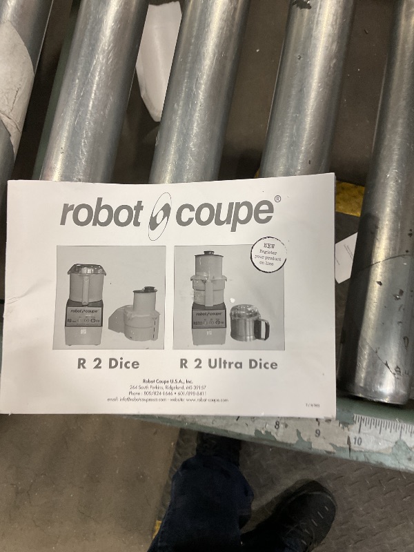 Photo 1 of *used/minor damaged*Robot Coupe R2CLRDICE, Combination Food Processor with 3 Quart Clear Polycarbonate Bowl, 4 Stainless Discs, Pulse Control, 120v, 1725 RPM, Vegetable Chopper, Gray/Red, Commercial Kitchen Use