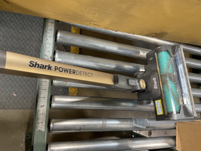 Photo 1 of ***POSSIBLY FOR PARTS/ UNTESTED**** Shark PowerDetect Pet Plus Clean & Empty Cordless Stick Vacuum & Auto-Empty System, Powerful Suction, HEPA Filtration, Carpet & Hard Floor, Portable, Stick Vacuum for Pet Hair