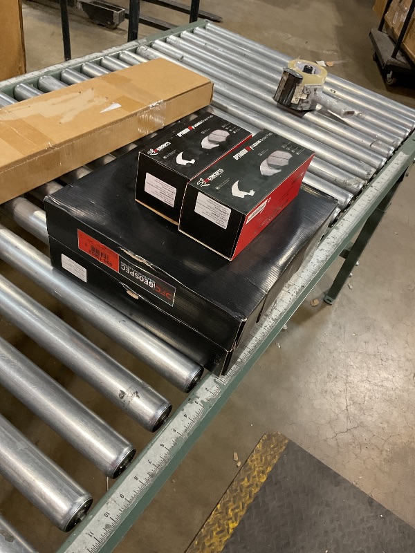 Photo 1 of R1 Concepts Front and Rear Brakes and Rotors| Hardware Included| Front and Rear Optimum OEp Brake Pads and Rotors Kit| Fits 2018-2022 Dodge Durango; 2012-2021 Jeep Grand Cherokee