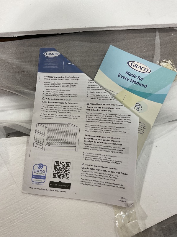 Photo 1 of ***FOR PARTS ONLY/ HAS DAMAGES*** Graco Read-with-Me 4-in-1 Convertible Crib with Drawer (Hazelnut) - GREENGUARD Gold Certified Converts to Toddler Bed, Daybed, and Functional Bookshelves