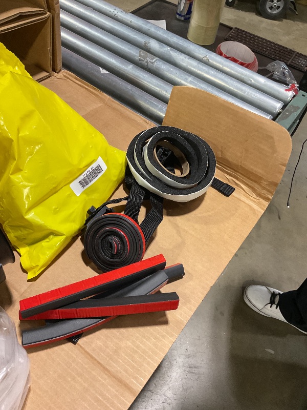 Photo 1 of *** BOX 1 of 2**** RealTruck BAK Revolver X4ts Hard Rolling Truck Bed Tonneau Cover | 80331RK | Fits 2017 - 2026 Ford F-250/350 Super Duty 8' 2" Bed (96.25")