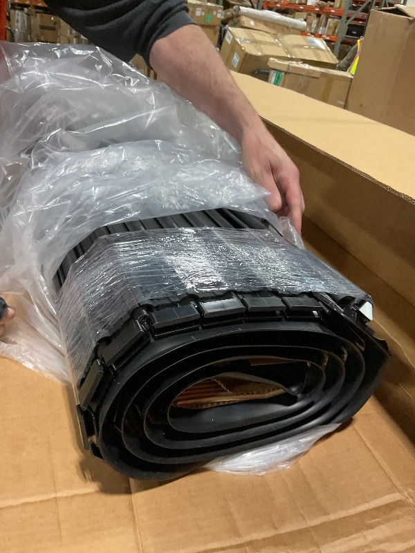 Photo 1 of *** BOX 1 of 2**** RealTruck BAK Revolver X4ts Hard Rolling Truck Bed Tonneau Cover | 80331RK | Fits 2017 - 2026 Ford F-250/350 Super Duty 8' 2" Bed (96.25")