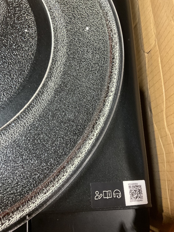 Photo 1 of ***DOOR LATCH IS BROKEN*** SAMSUNG 1.9 cu. ft. Countertop Microwave with Sensor Cooking, Matte Black Stainless Steel, MS19DG8500MTAA