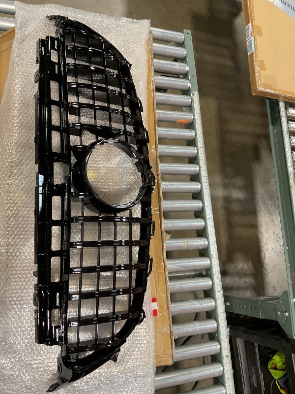 Photo 1 of **GRILL FOR MERCEDES E350** price unknown/year unknown