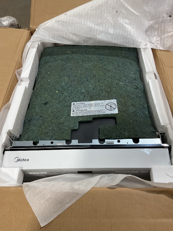 Photo 1 of ***HAS RUST ON THE INSIDE OF "TUB" AREA*** Midea MDF18A1AWW Built-in Dishwasher with 8 Place Settings, 6 Washing Programs, Stainless Steel Tub, Heated Dry, Energy Star, White