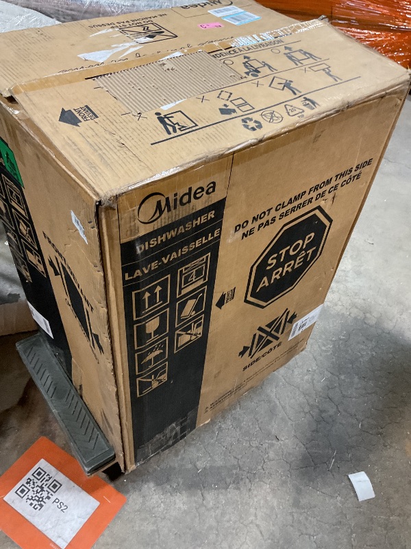 Photo 1 of ***HAS RUST ON THE INSIDE OF "TUB" AREA*** Midea MDF18A1AWW Built-in Dishwasher with 8 Place Settings, 6 Washing Programs, Stainless Steel Tub, Heated Dry, Energy Star, White