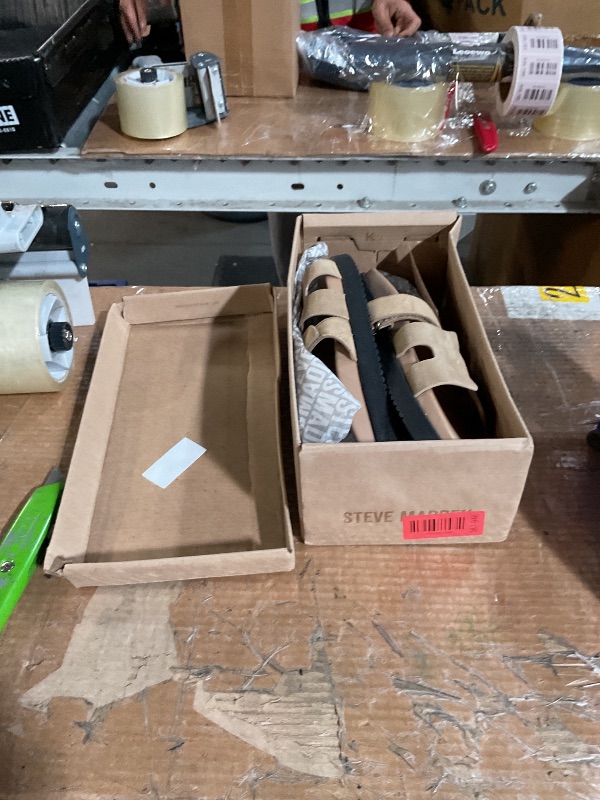 Photo 1 of (USED/FAIR) (SIZE 8.5) Steve Madden Women's Mayven Slide Sandal, Taupe Suede, 8.5