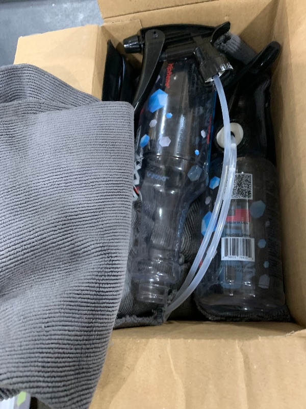 Photo 1 of MAXLONE ™ Car Spray with Triphene® Technology, Quick Spray & Wipe All Purpose Waterless Detailer - Clean, Shine, Protect Paint, Glass, Wheels, Trim Without Pre-Washing (2, 20oz w 4 Micro Fiber Cloth)