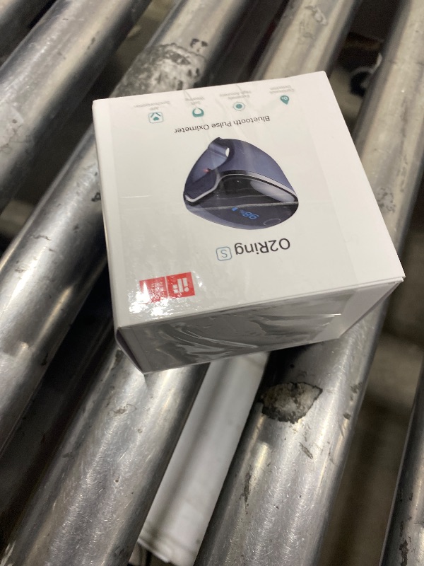 Photo 1 of Wellue O2Ring-S Oxygen Monitor for Small Fingers | Rechargeable Pulse Oximeter, Continuous Blood Oxygen & Pulse Rate Tracking with Vibration Reminder | 24 hrs Battery Life, 4 * 10 Hours Data Storage