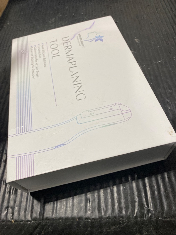 Photo 1 of CEVEK Sonic Dermaplaning Tool - Electric Facial Hair Remover for Women & Eyebrow Trimmer, Exfoliating Face Razor with 8 Replacement Blades (3 Months Supply) for Peach Fuzz & Dead Skin (Green)