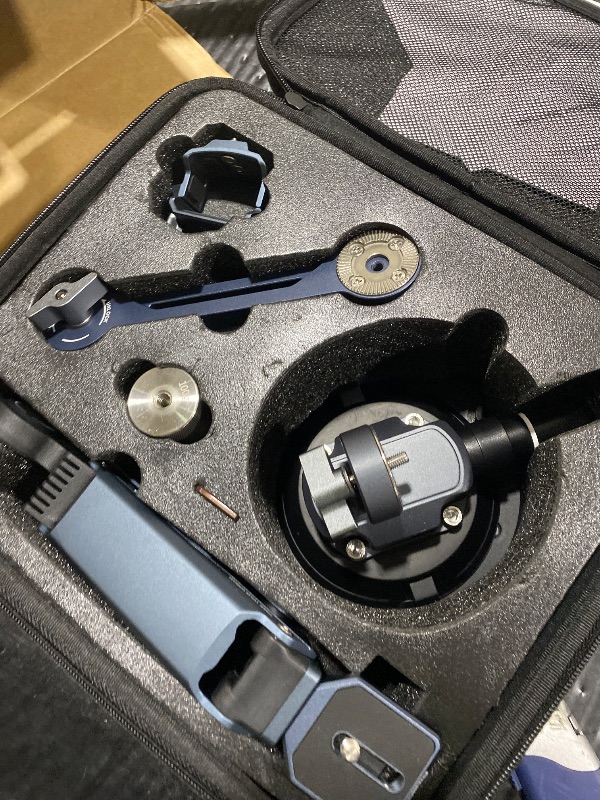 Photo 1 of SMALLRIG Mini Shock Absorber Arm, 4-inch Vacuum Suction Cup, Double Spring and Hydraulic Damping, Car Mount for DJI Osmo Pocket 3/Action 6/5 Pro/4, for GoPro Hero13/12/11, for Insta360 X5/4/3-5123