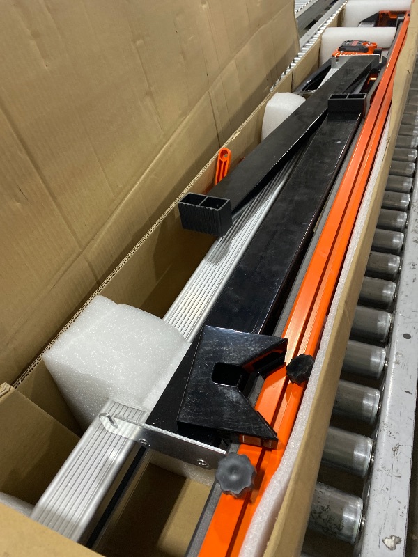 Photo 1 of TILE CUTTER MACHINE 