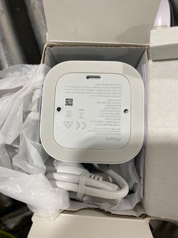 Photo 1 of Aqara 4MP Camera Hub G5 Pro PoE, True Color Night Vision Security Camera Outdoor, HomeKit Secure Video, Thread Border Router, Local Detection, Thread/Zigbee, Supports Alexa, Google, Smartthings, White