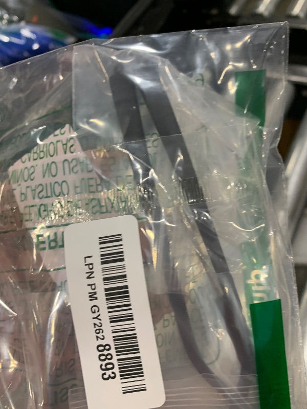 Photo 1 of 1 Pair Glasses Arm Replacement Kit, Universal Eyeglasses Repair Kit,Black Glasses Legs Replacement Eyeglass Arm Replacement Accessories with Screwdrivers, Screws, Washers, Nose Pads(6 mm)