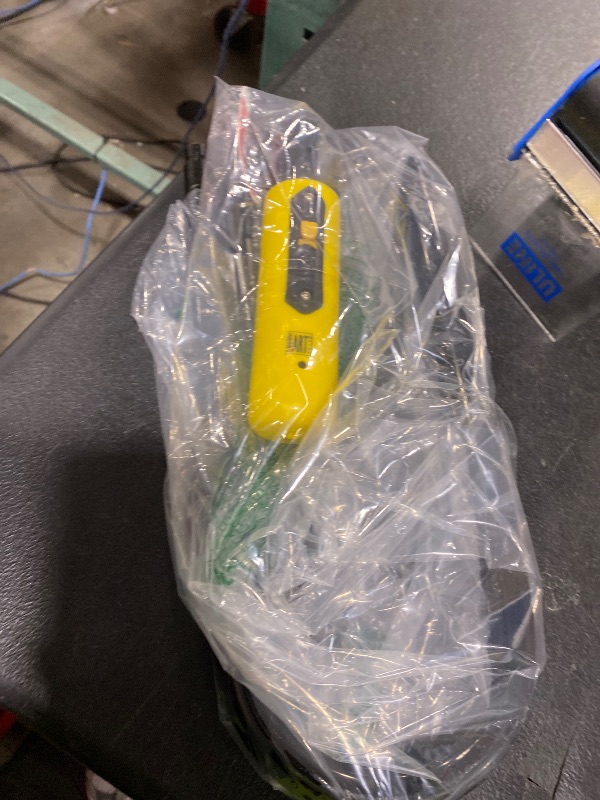 Photo 1 of Kryptonite New York Long Shackle Bike U-Lock, Heavy Duty Anti-Theft Security Bicycle Lock Sold Secure Gold, 16mm Long Shackle with Keys, Ultimate Security Lock for Bicycles E-Bikes Scooters