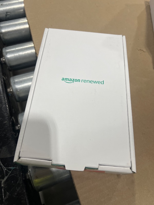 Photo 1 of Apple Watch Ultra [GPS + Cellular 49mm] Titanium Case with Midnight Ocean Band, One Size (Renewed Premium)