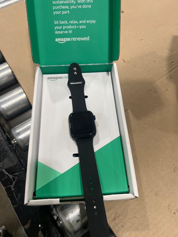 Photo 1 of Apple Watch Series 9 (GPS + LTE) 45MM Midnight Aluminum Case Black Sport Band (Renewed Premium)