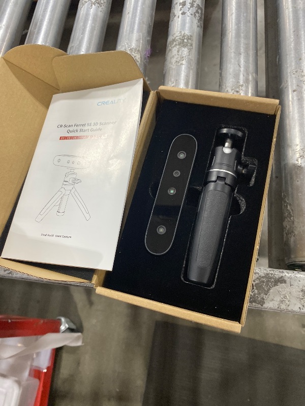 Photo 1 of Creality CR-Ferret SE 3D Scanner Desktop Fast 0.1 Mm High Accuracy Flexible Scanning Range Anti-Shake 24-Bit Full-Color Scanning for Black Metal Non-Reflective Objects Mac Windows