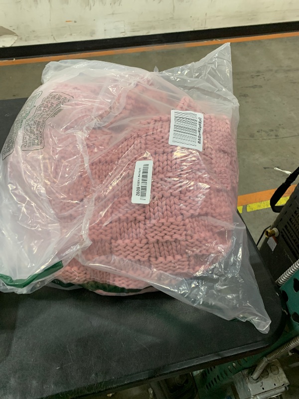 Photo 1 of Wellfeel Knitted Weighted Blanket for Adult, No Beads Heavy Blanket 48” x 72'' 10lbs, Breathable Chunky Knit Blanket, Cooling Weighted Blanket for Hot Sleepers, Christmas Home Decor (Pink)
